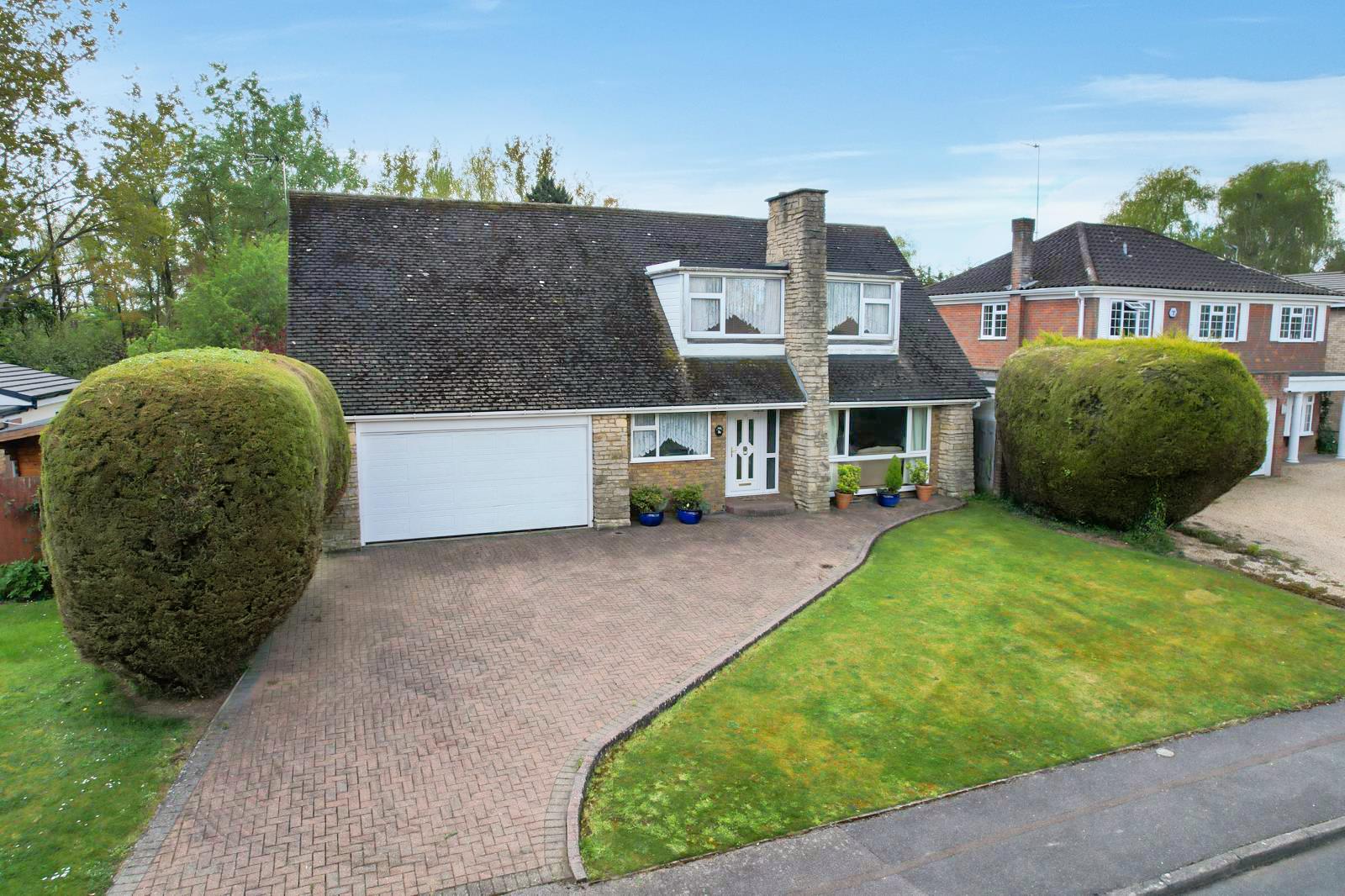 4 bed property in Wentworth Way, Milton Keynes